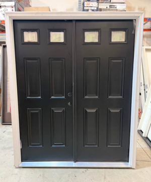 MMI DOOR 64 in. x 80 in. Left-Hand Inswing Rain Glass Black Fiberglass Prehung Front Door on 4-9/16