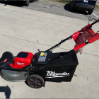 Milwaukee M18 FUEL Brushless Cordless 21 in. Walk Behind Dual Battery Self-Propelled Mower (2 Batteries included)