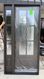 Steves & SonsRegency 51 in. x 96 in. 3/4-6 Lite Clear Glass RHIS Hickory Fiberglass Prehung Front Door w/12 in.SL and 8012BLK Lockset